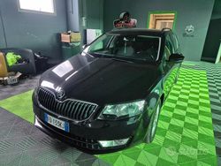 Nero Usata 2016 Skoda Octavia Executive Station wagon | 9000 € (Buon prezzo)