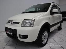 Bianco Usata 2010 Fiat Panda 4x4 Due volumi | 8500 € (Cara)