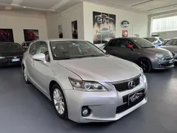 Argento Usata 2012 Lexus CT200h Luxury Line Tre volumi | 7990 € (Buon prezzo)
