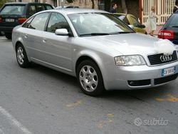Grigio Usata 2002 Audi A6 Tre volumi | 1700 €