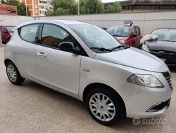 Grigio Usata 2012 Lancia Ypsilon Due volumi | 5999 € (Buon prezzo)