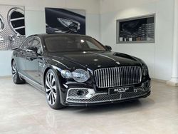Nero Nuova 2025 Bentley Flying Spur Tre volumi | 300.000 €
