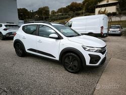 Bianco Usata 2025 Dacia Sandero Expression Tre volumi | 16.200 € (Buon prezzo)