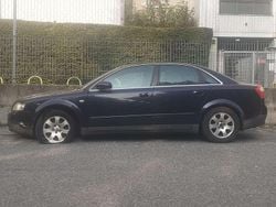Blu/azzurro Usata 2001 Audi A4 Ambiente Tre volumi | 1100 € (Super prezzo)