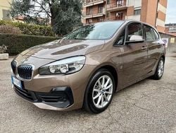 Beige Usata 2019 BMW 225 iPerformance Monovolume | 13.500 €