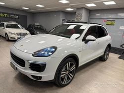 Bianco Usata 2016 Porsche Cayenne SUV | 26.900 € (Buon prezzo)