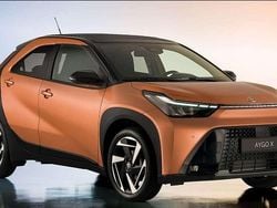 Cinnamon Nuova 2025 Toyota Aygo X Premium SUV | 24.250 € (Buon prezzo)