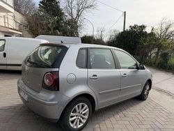 Grigio Usata 2009 VW Polo Comfortline Tre volumi | 3490 € (Super prezzo)