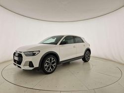 Bianco cortina Usata 2024 Audi A1 Business Tre volumi | 28.400 € (Buon prezzo)