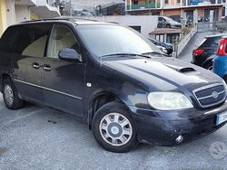 Nero Usata 2007 Kia Carnival Monovolume | 1200 €