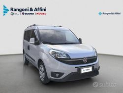 Grigio Usata 2017 Fiat Doblò Easy Monovolume | 10.900 € (Buon prezzo)