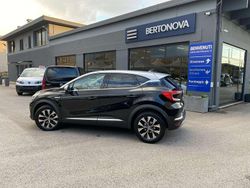 Nero Usata 2023 Renault Captur Techno SUV | 16.980 € (Buon prezzo)
