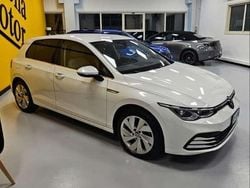 Bianco Usata 2022 VW Golf Style Tre volumi | 17.500 € (Buon prezzo)