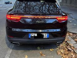 Nero Usata 2022 Porsche Cayenne Coupe Coupé | 81.000 €