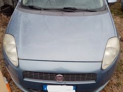 Usata 2009 Fiat Grande Punto Due volumi | 1700 € (Super prezzo)