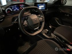 Grigio Usata 2022 Peugeot 208 Due volumi | 13.800 € (Buon prezzo)