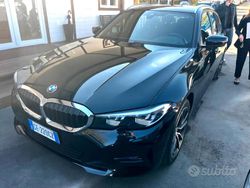 Nero Usata 2021 BMW 318 Luxury Line Station wagon | 24.990 € (Ottimo prezzo)