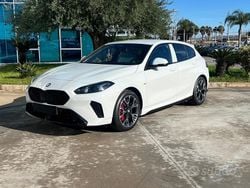 Bianco Nuova 2025 BMW 120 M Sport Due volumi | 41.900 €