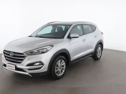 Argento Usata 2015 Hyundai Tucson Comfort SUV | 11.899 € (Cara)