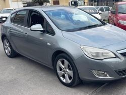 Grigio Usata 2011 Opel Astra S Tre volumi | 5900 € (Cara)