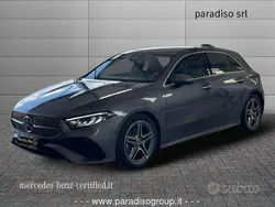 Grigio Nuova 2025 Mercedes A180 Advanced Plus Tre volumi | 38.900 € (Buon prezzo)