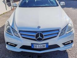 Bianco Usata 2011 Mercedes E220 Avantgarde Coupé | 6800 € (Ottimo prezzo)