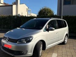 Usata 2013 VW Touran Comfortline Monovolume | 9000 € (Buon prezzo)