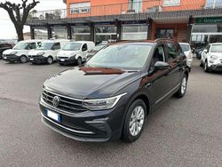 Nero Usata 2022 VW Tiguan Life SUV | 28.400 € (Buon prezzo)