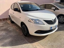Bianco Usata 2019 Lancia Ypsilon Platinum Due volumi | 9900 € (Ottimo prezzo)