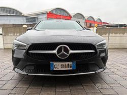Nero Usata 2021 Mercedes CLA200 Shooting Brake Executive Station wagon | 28.000 € (Molto cara)