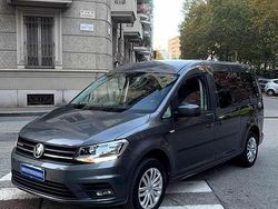Grigio scuro metallizzato Usata 2020 VW Caddy Maxi Trendline Monovolume | 18.900 € (Molto cara)