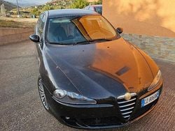 Nero Usata 2006 Alfa Romeo 147 Due volumi | 2000 € (Buon prezzo)