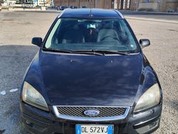 Nero Usata 2007 Ford Focus Station wagon | 2100 €
