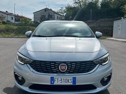 Grigio Usata 2017 Fiat Tipo Lounge Tre volumi | 10.600 € (Cara)