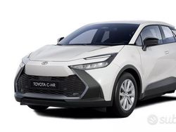 Nuova 2025 Toyota C-HR Active SUV | 30.000 € (Buon prezzo)