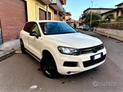 Bianco Usata 2011 VW Touareg R-line SUV | 15.900 € (Cara)
