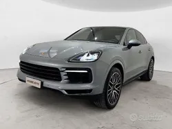 Grigio Usata 2020 Porsche Cayenne SUV | 63.900 € (Buon prezzo)