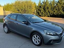 Usata 2015 Volvo V40 CC Summum Station wagon | 8200 € (Buon prezzo)