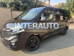 Nero Usata 2016 Opel Vivaro Furgone | 15.983 € (Buon prezzo)