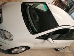 Bianco Usata 2009 Lancia Musa Monovolume | 4900 € (Buon prezzo)