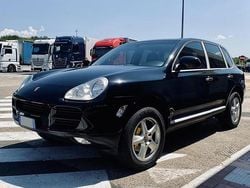 Usata 2005 Porsche Cayenne SUV | 8800 € (Buon prezzo)