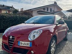 Rosso Usata 2010 Alfa Romeo MiTo Due volumi | 5500 € (Buon prezzo)