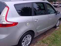 Argento Usata 2016 Renault Scénic III LIMITED Monovolume | 7800 € (Ottimo prezzo)