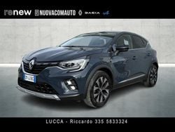 Blu scuro Usata 2023 Renault Captur Intens SUV | 17.500 € (Buon prezzo)