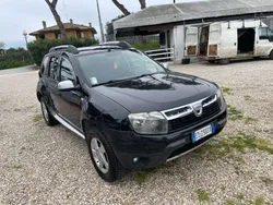Nero Usata 2010 Dacia Duster Lauréate SUV | 4500 € (Ottimo prezzo)