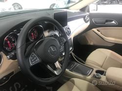 Blu Usata 2018 Mercedes GLA200 Sport SUV | 22.000 €