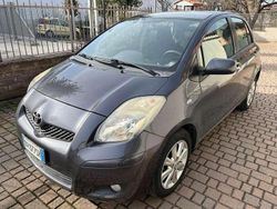 Grigio Usata 2009 Toyota Yaris Sol Due volumi | 4200 € (Cara)