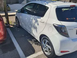 Bianco Usata 2014 Toyota Yaris Tre volumi | 7500 € (Ottimo prezzo)