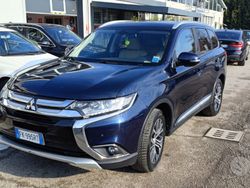 Blu Usata 2017 Mitsubishi Outlander Instyle SUV | 15.000 € (Buon prezzo)