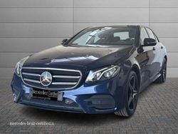 Blu scuro metallizzato Usata 2021 Mercedes E300 Premium Plus Tre volumi | 34.750 €